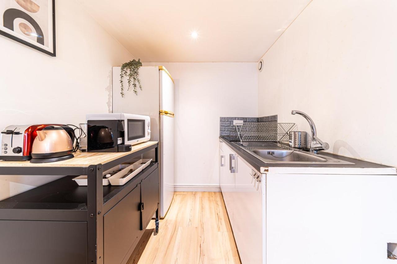 Charming Pied-A-Terre For 4 People In The Brotteaux Part Dieu Area Lyon Exterior photo